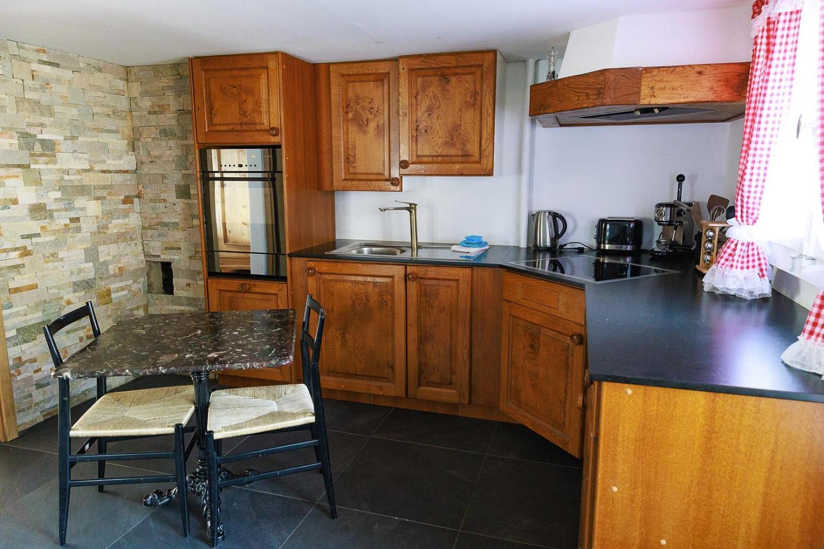 Charming Alpine Retreat By Apartments Capricorn Gsteigwiler Luaran gambar