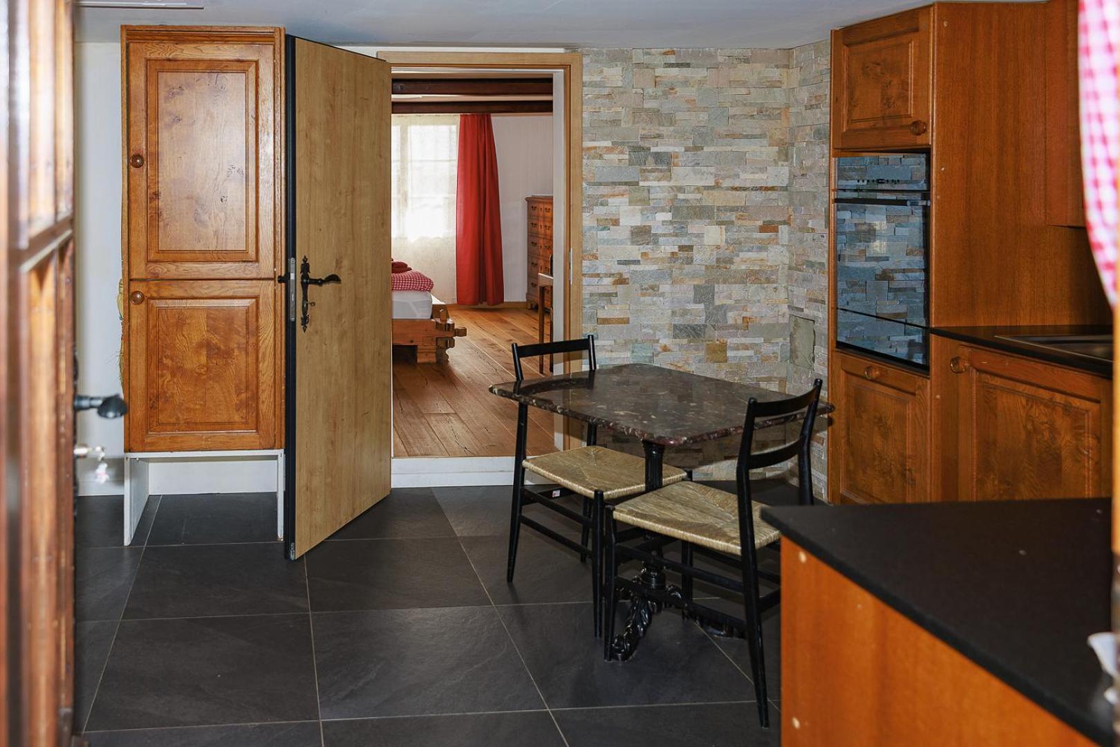 Charming Alpine Retreat By Apartments Capricorn Gsteigwiler Luaran gambar