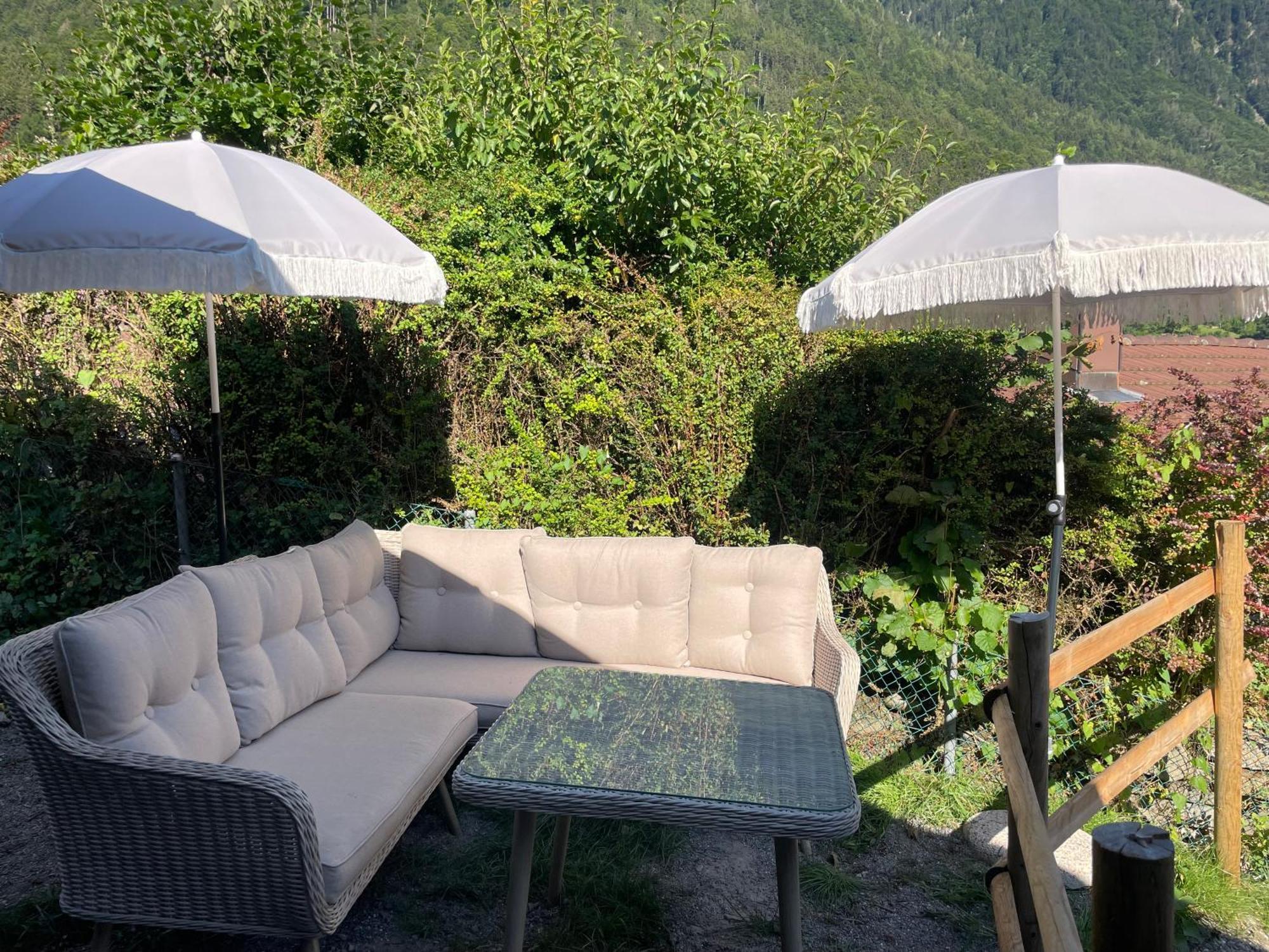 Charming Alpine Retreat By Apartments Capricorn Gsteigwiler Luaran gambar